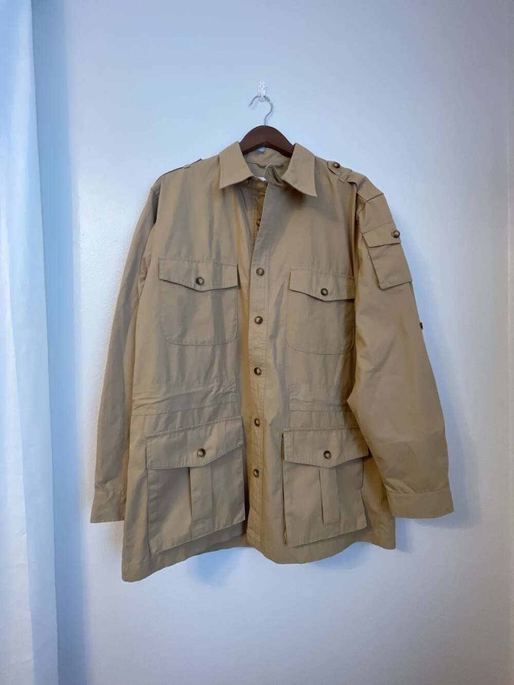 Men’s Orvis Khaki Safari Bush Jacket Cotton Utility Coat Sz Medium
Shirt jacket